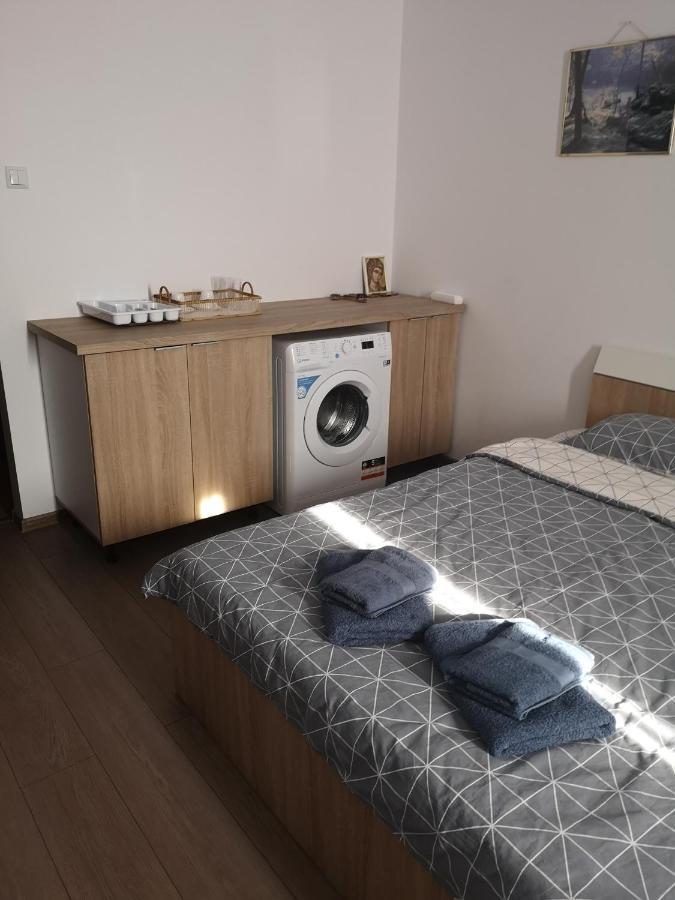 Ferienwohnung Gara Dinu Bukarest Exterior foto
